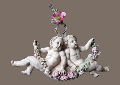 Deux Angelots a la couronne de fleurs Patine polychrome EffaydeStyle